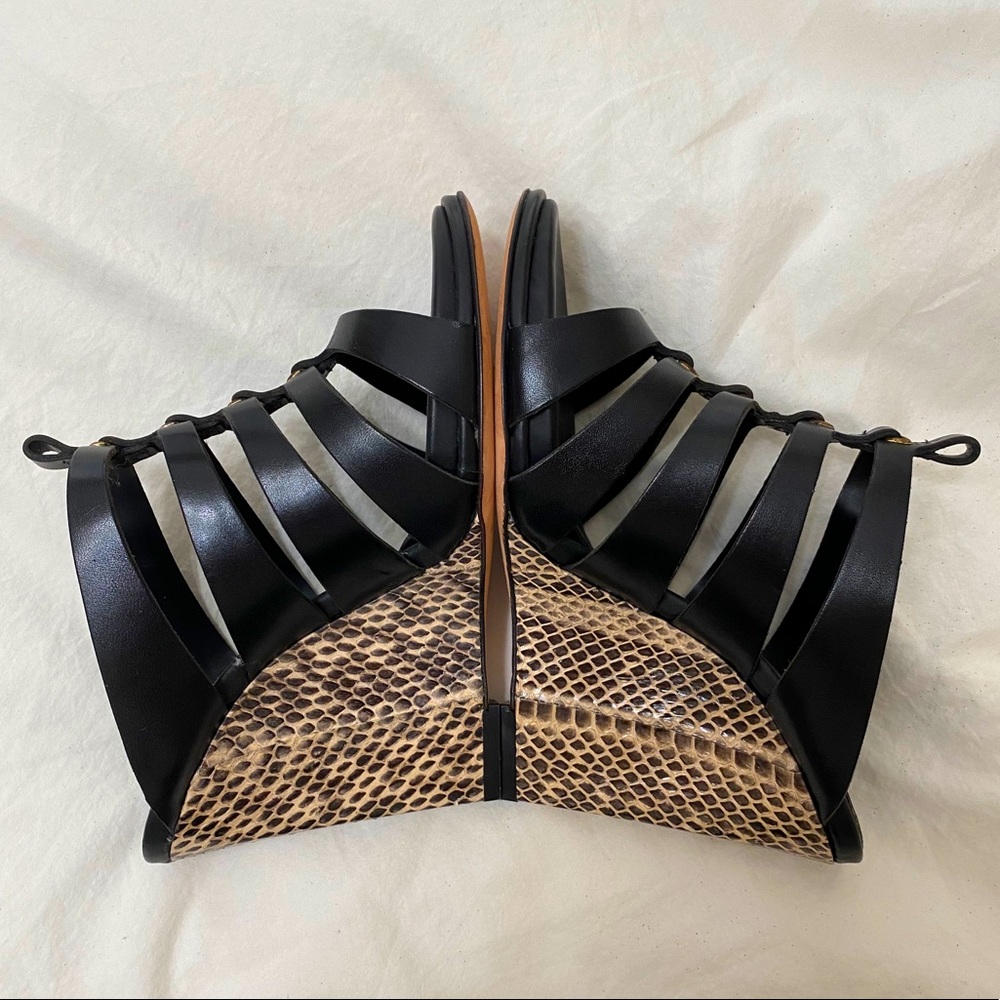 NEVER WORN DVF Wedge Sandals sz 6